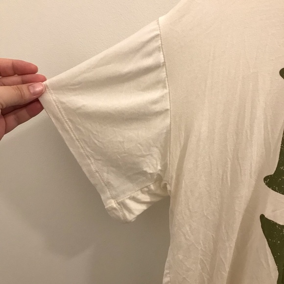 NWT Sunday Stevens Love Earth Tee Medium Ivory green blue bamboo sustainable - Picture 6 of 9